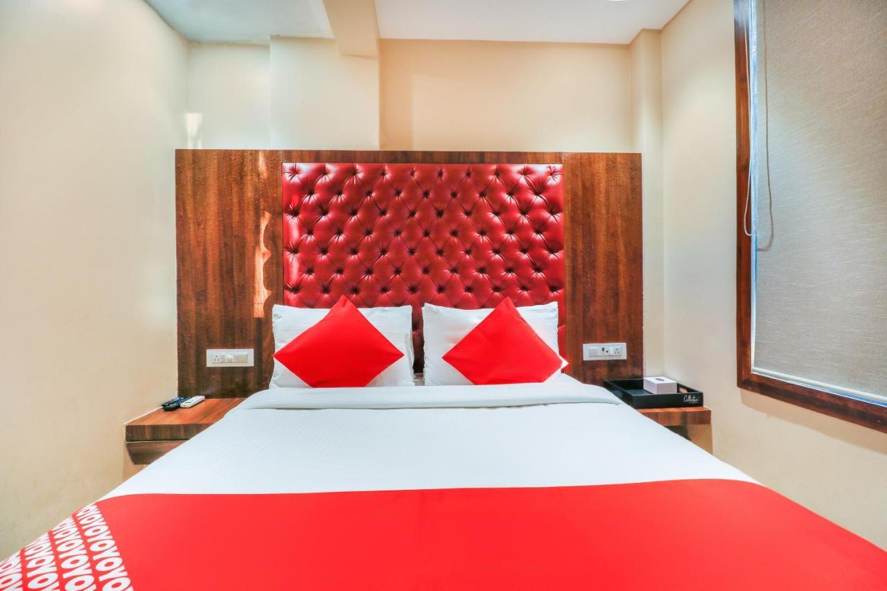 Oyo 70475 Hotel Sea Breeze Mumbai Exteriör bild